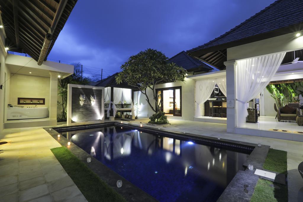 Blue Marlin Legian Villa Exterior photo